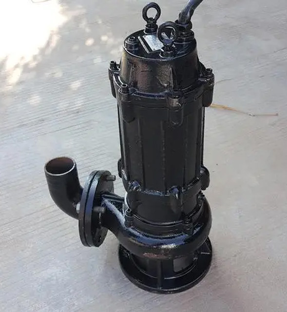 Submersible sewage pump