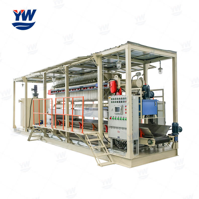 Skid mounted filter press